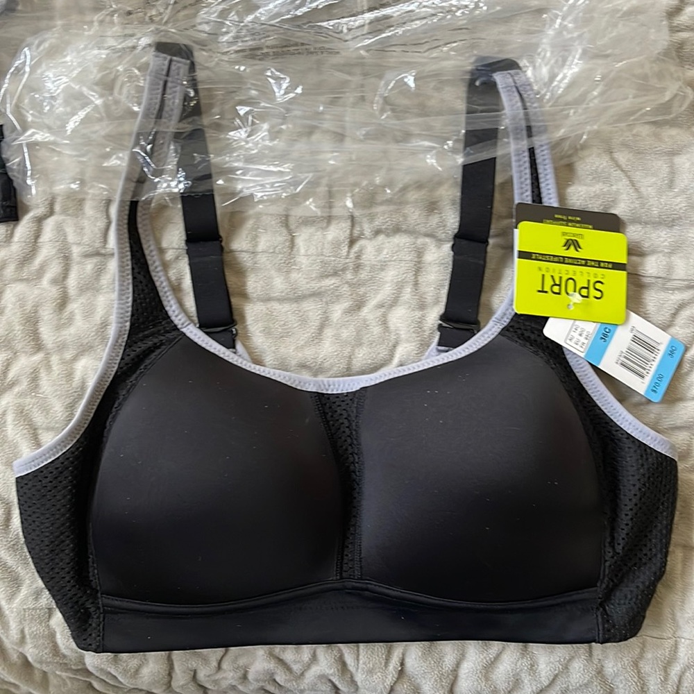 Wacoal sports bra